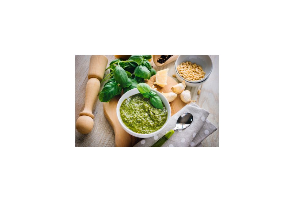 Pesto alla Genovese: was es ist, wo man es online kaufen und wie man es in der Küche verwenden kann