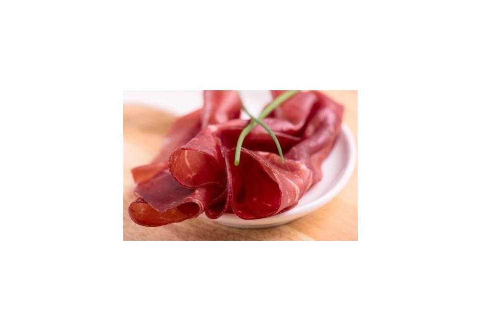 Bresaola : découvrez ce que c'est, ses propriétés et où l'acheter en ligne