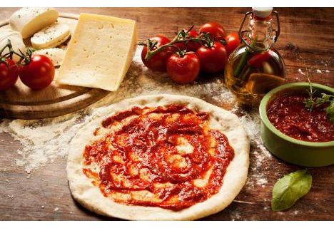 La vraie pizza italienne traditionnelle: découvrez les secrets